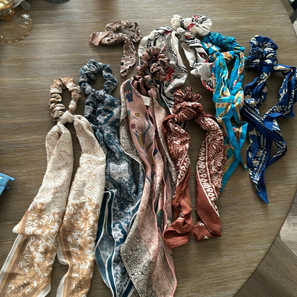 Free People hair scrunchie and hair scarves set